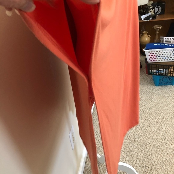 Soft and Flowy Poncho Tunic with Open Sides - Picture 3 of 8